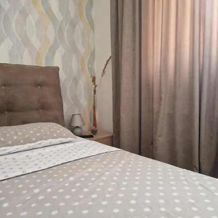 Vv Apartment *